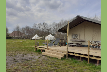 Stalhouderij - Bistro - Minicamping de Stieltjeshoeve Stieltjeskanaal HW042